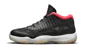 Air Jordan 11 Retro Low IE Bred (2021)