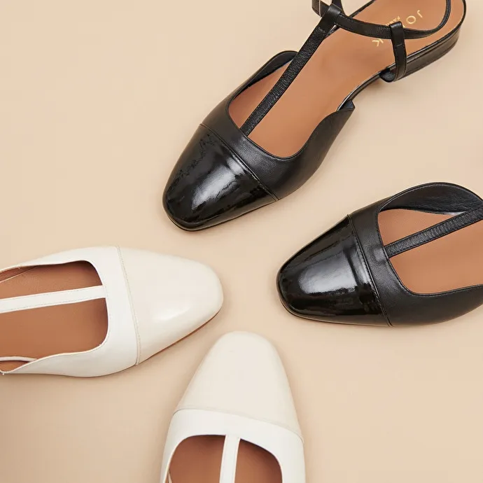 Ballet flats with adjustable buckles in ecru leather and patent