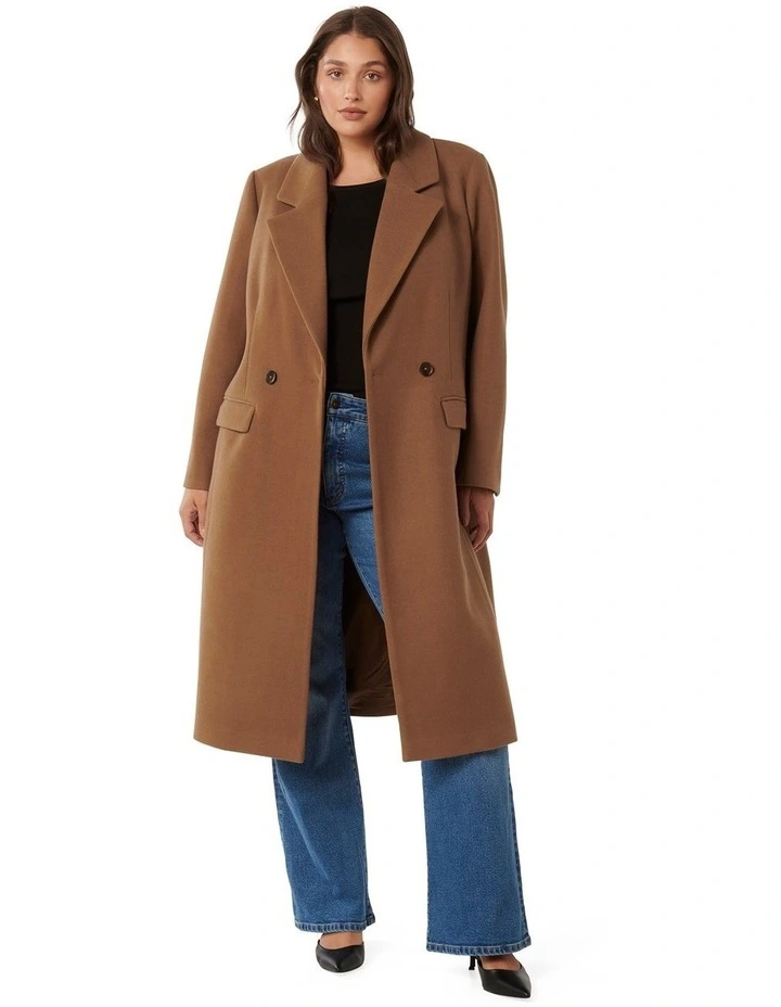 Claudia Double-Breasted Coat in Camel