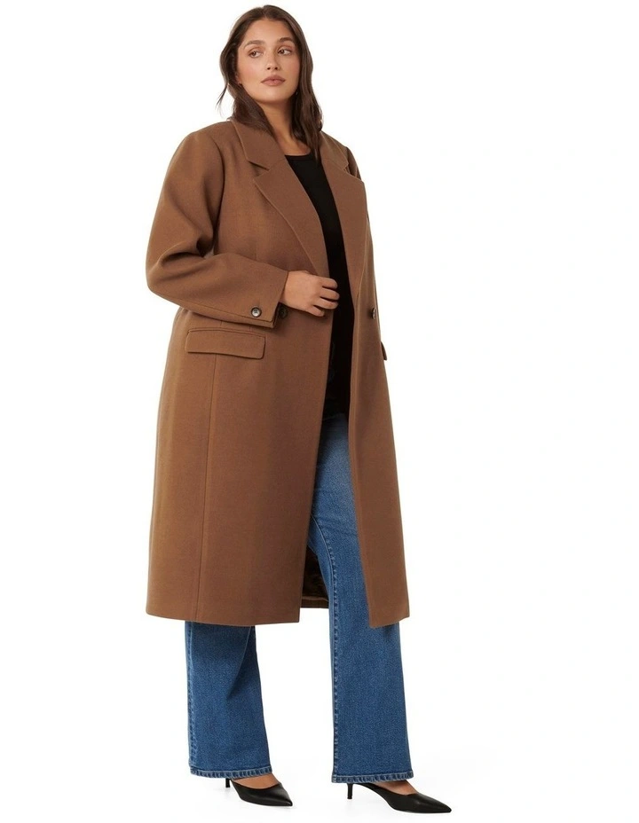 Claudia Double-Breasted Coat in Camel