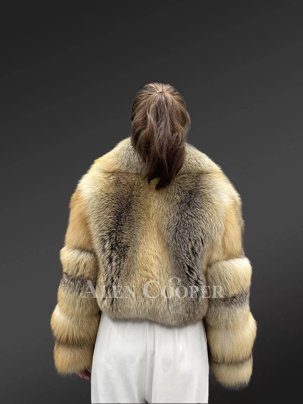 Fox Crop Coat Women in Golden