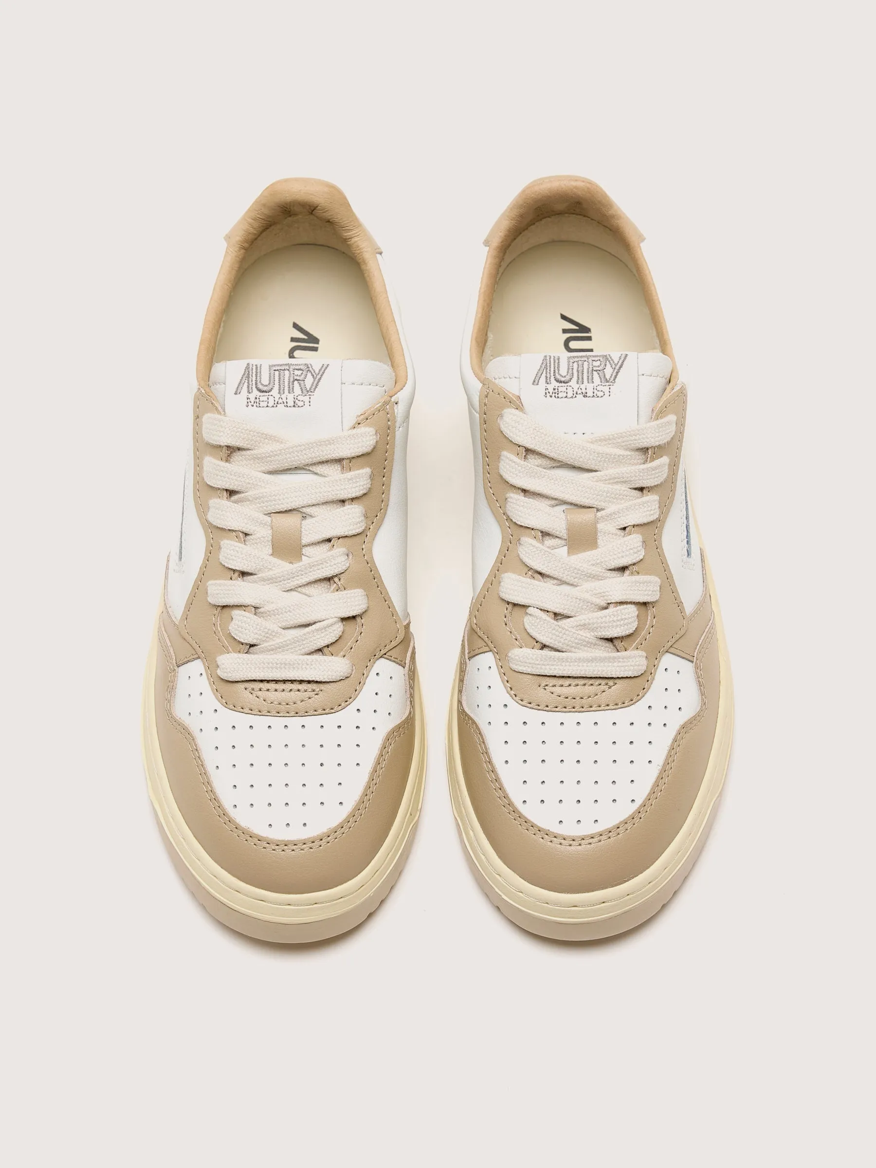 MEDALIST LOW BICOLOR FOR WOMEN (242 / W / BEIGE)