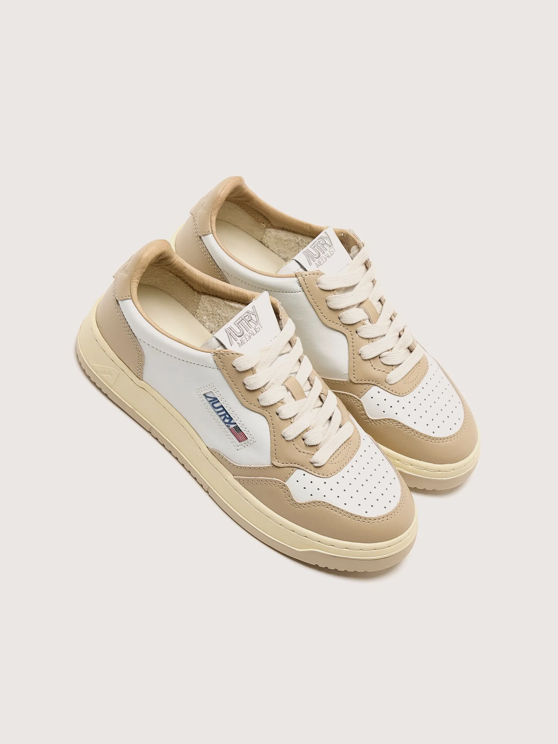 MEDALIST LOW BICOLOR FOR WOMEN (242 / W / BEIGE)