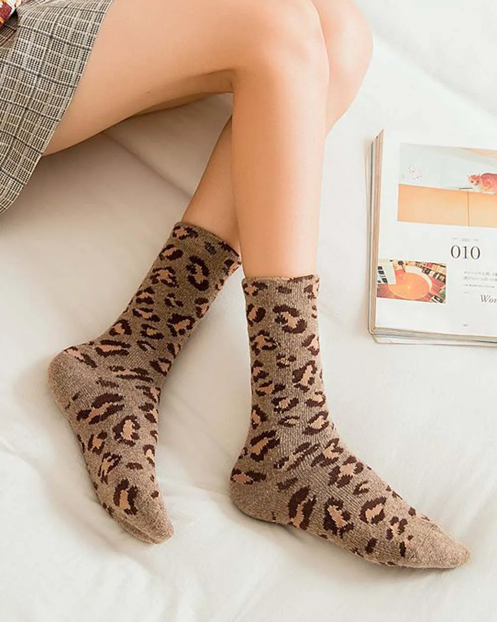 Soft Leopard Socks in Taupe